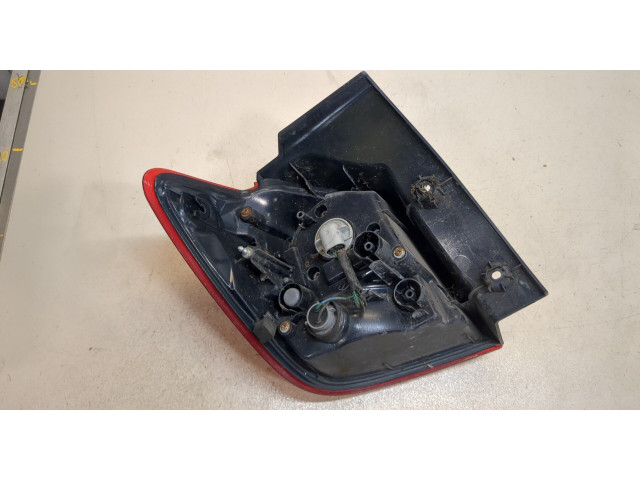 Задний фонарь          