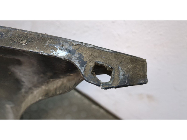 Бампер Mitsubishi Grandis задний MN150990XB