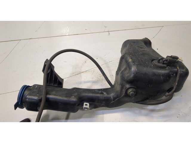 Бачок омывателя  Mercedes C W204 2007-2013      2.1