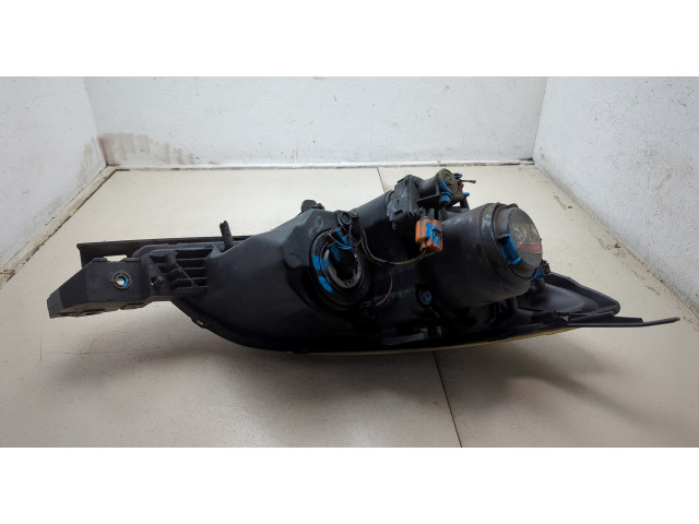 Фара передняя Mazda 3 (BK) 2003-2009 левая