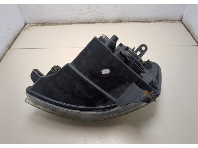 Фара передняя  Peugeot Partner 2002-2008 правая 