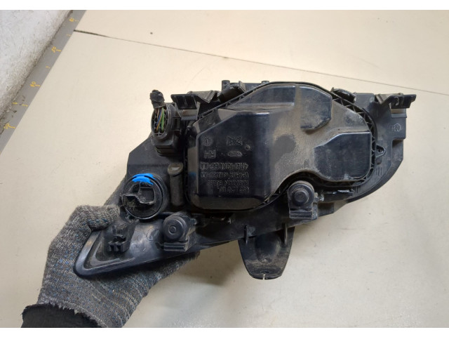 Фара передняя  Ford Focus 2 2005-2008 правая 