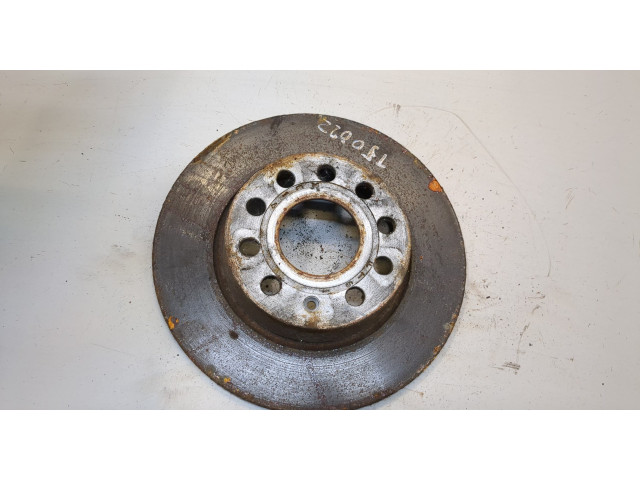 Диск тормозной  Volkswagen Caddy 2010-2015   задний         