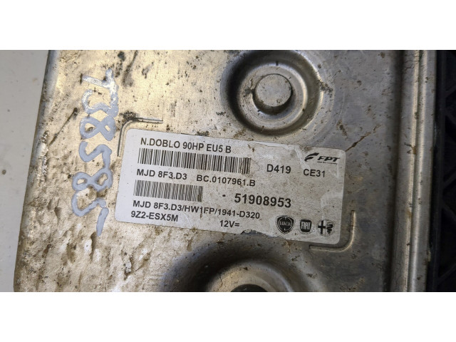 Блок управления двигателем  Opel Combo 2011-2017     