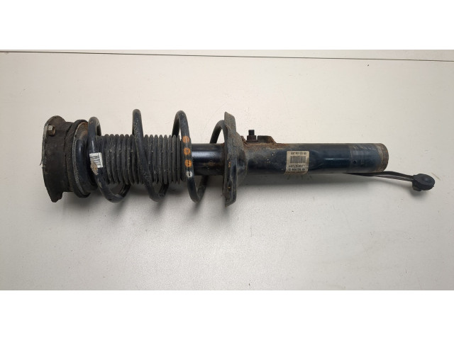 Стойка амортизатора  Audi A3 (8V) e-tron 2014-2018 5Q0413031GD     