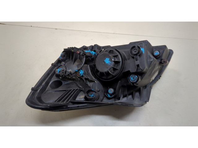 Фара передняя  KIA Rio 2005-2011 правая 