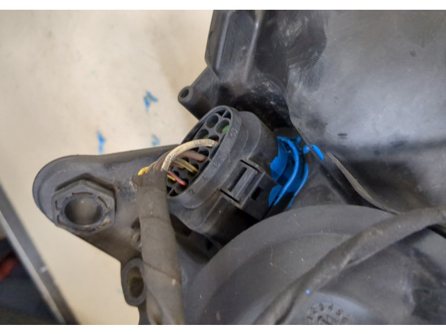 Фара передняя Skoda Fabia 2007-2014 левая