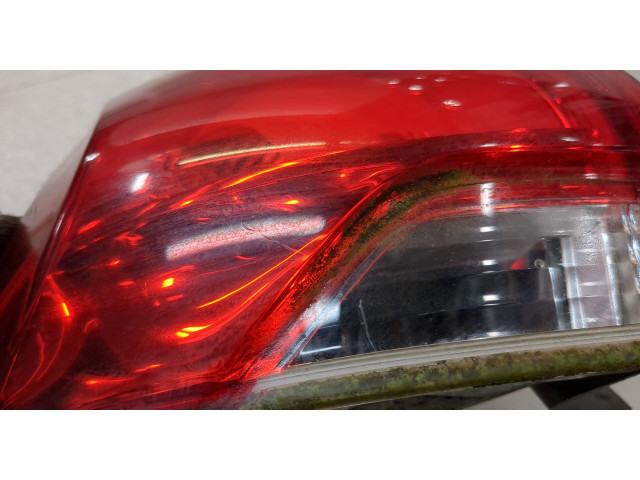 Задний фонарь          