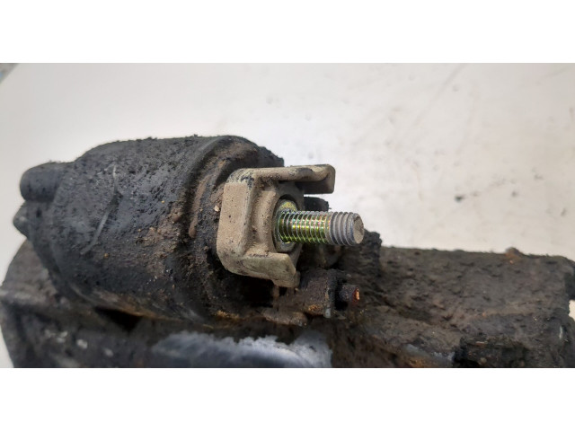 Стартер Volkswagen Passat 5 2000-2005 1.9