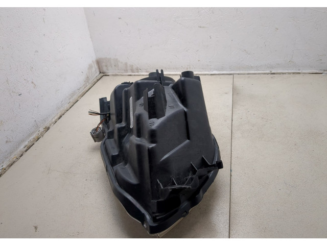 Фара передняя  Mitsubishi Endeavor 2003-2011 левая 