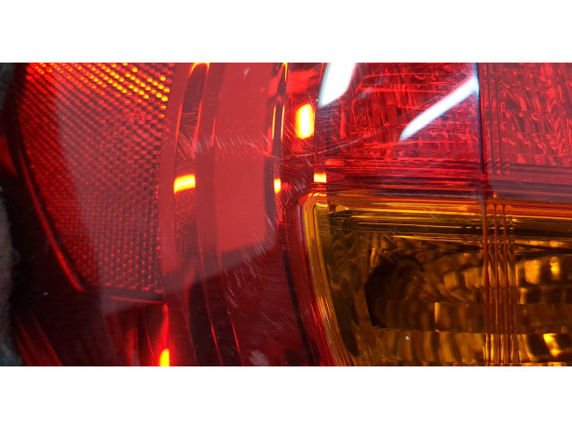 Задний фонарь          