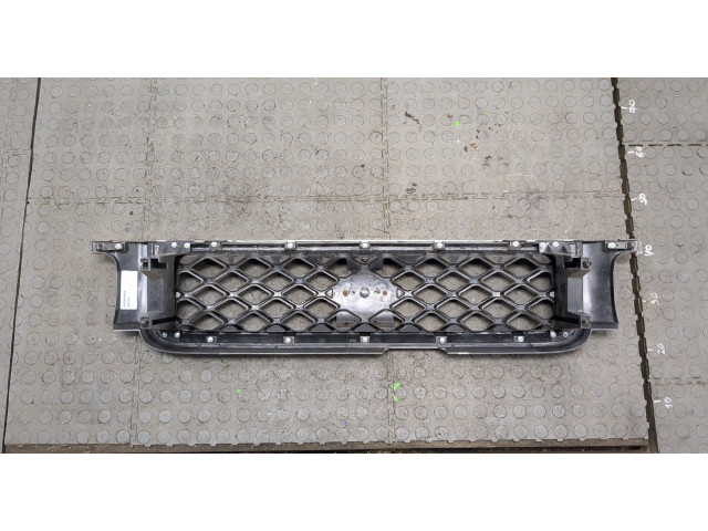 Решетка радиатора  Nissan Pathfinder 1996-2005          623104W322