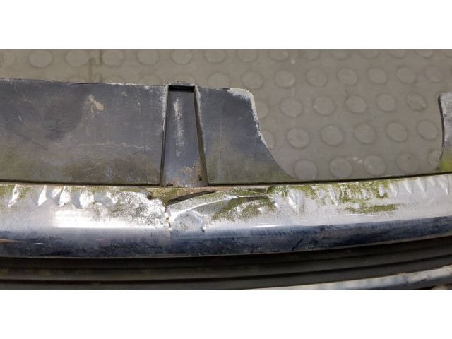 Решетка радиатора Saab 900 1993-1998