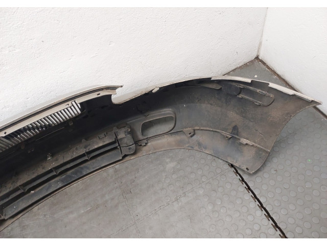 Бампер  Volvo V70 2001-2008 передний   