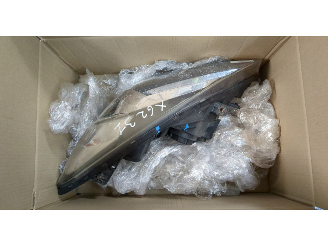 Фара передняя  KIA Ceed 2007-2012 левая 