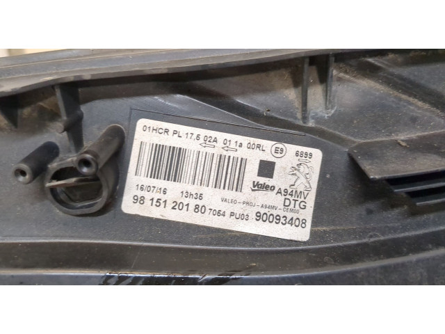 Фара передняя  Peugeot 2008 2013-2019 правая 