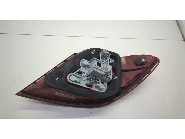 Задний фонарь          