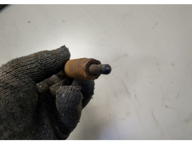 Форсунка топливная Citroen DS4 2010-2018 1980L3, EMBR00101D