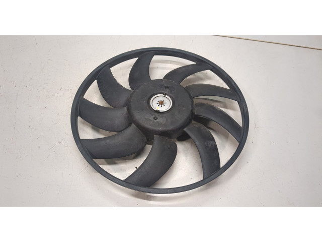 Вентилятор радиатора Audi A6 (C7) 2014-2018 2.0 бензин