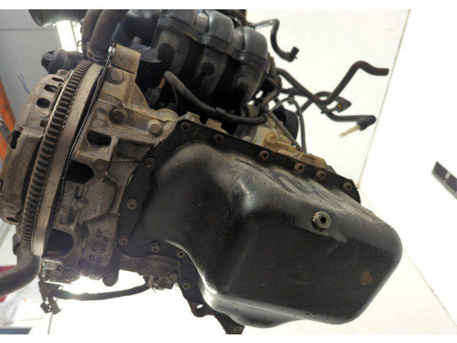 Форсунка топливная  Skoda Rapid 2012-2020    03E906031C     