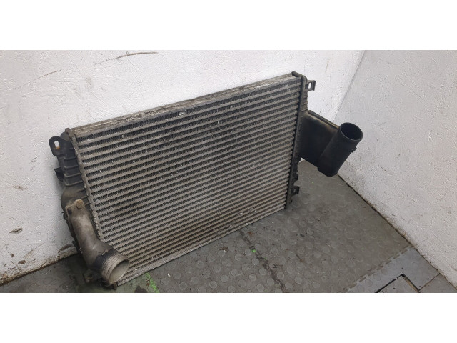 Интеркулер Jaguar XF 2007–2012 3.0