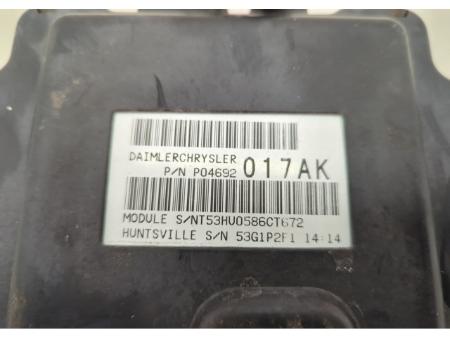 Блок предохранителей Jeep Grand Cherokee 2004-2010 04692017AK