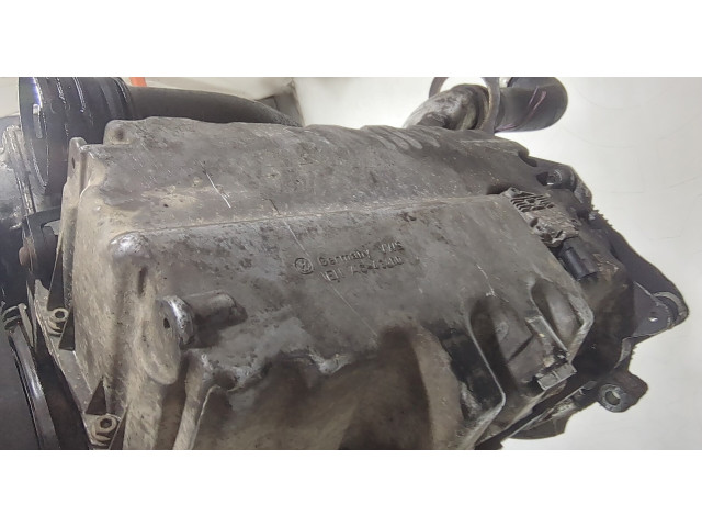 Форсунка топливная  Volkswagen Passat 6 2005-2010         