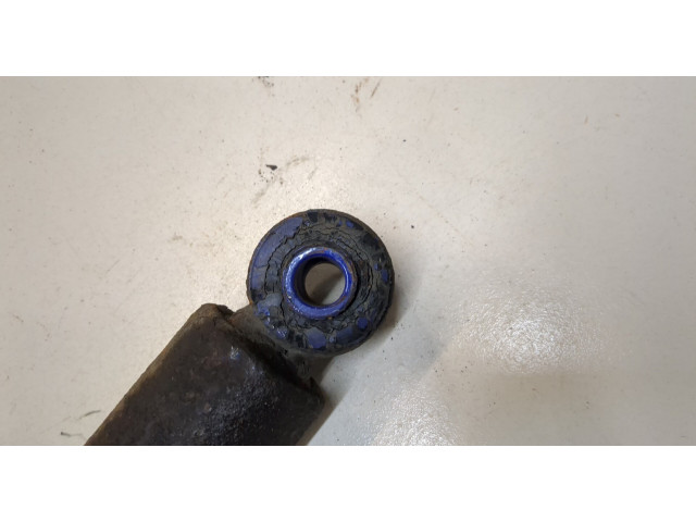 Стойка амортизатора  Chevrolet Tahoe 2006-2014      