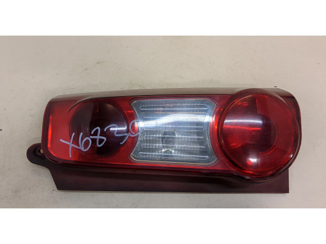 Задний фонарь          
