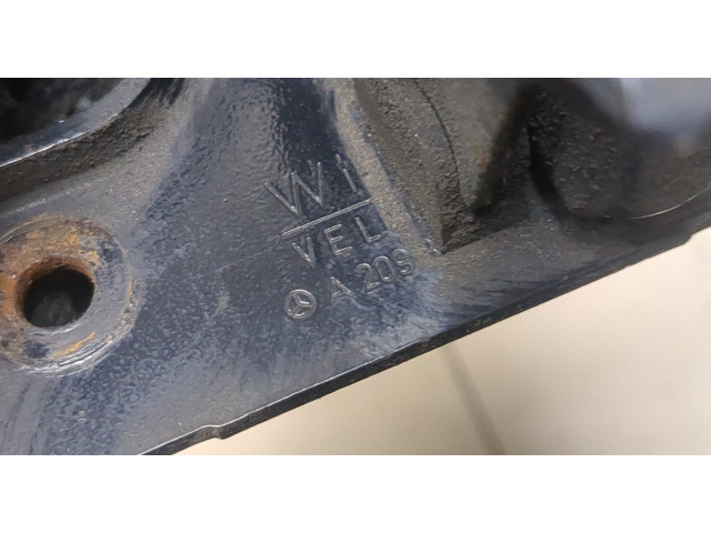 Замок капота  Mercedes GL X164 2006-2012     