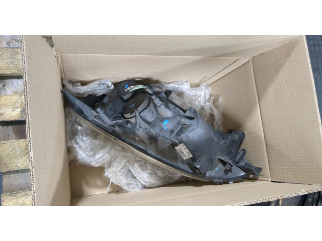 Фара передняя  Citroen Berlingo 2008-2012 правая 