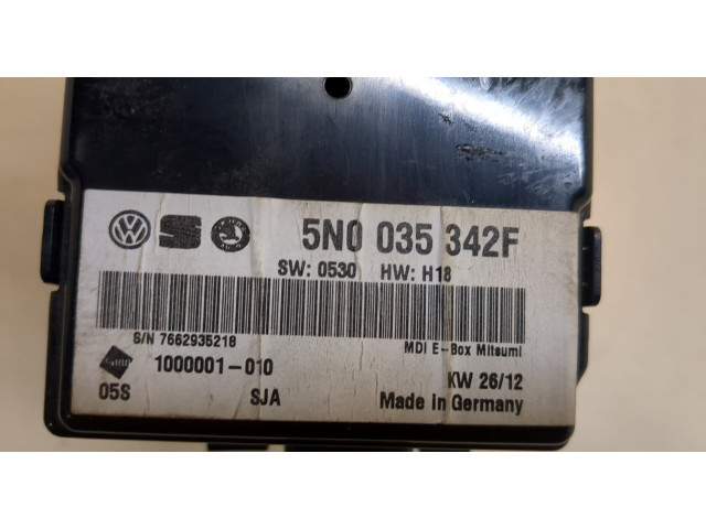 Блок комфорта Volkswagen Jetta 6 2010-2015 5N0035342F