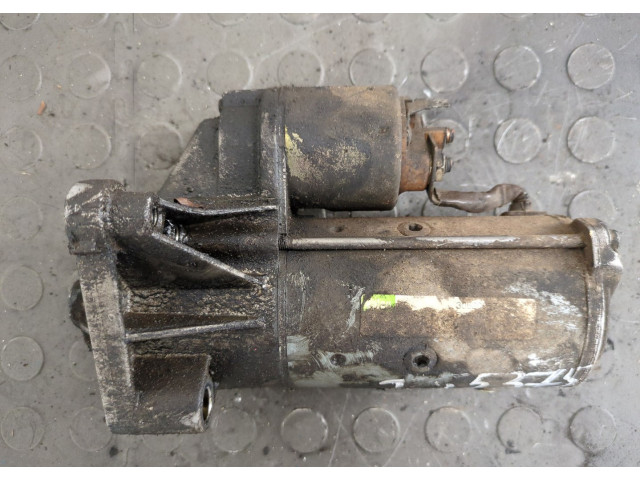 Стартер Mitsubishi Carisma 1995-2004 1.9 MW30620657