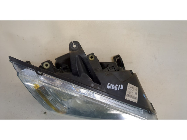 Фара передняя  Ford Focus 2 2005-2008 правая 