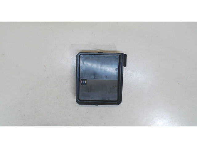 Крышка блока предохранителей Mitsubishi ASX pr06101000 1.8