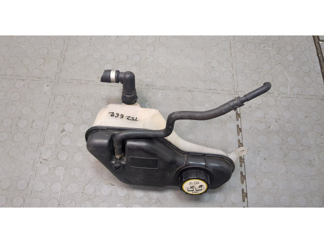 Бачок расширительный  Jaguar XF 2007-2015 2W938A080AJ   