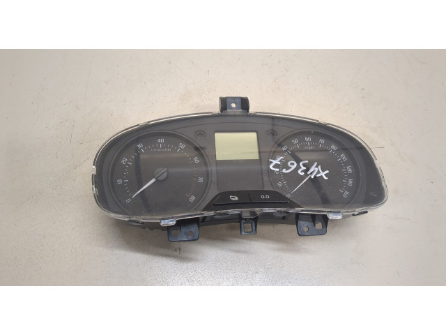 Панель приборов Skoda Fabia 2010-2014 1.2 Бензин