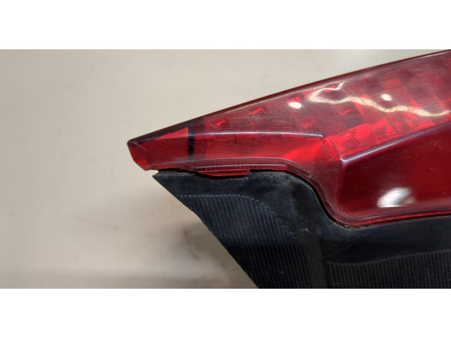 Задний фонарь Nissan X-Trail (T30) 2001-2006