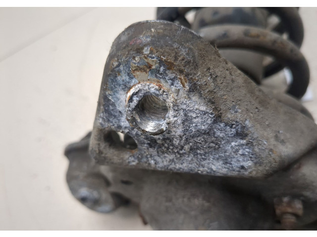 Стойка амортизатора  Volkswagen Passat 5 2000-2005 3B0413031R, 8D0411105CT     