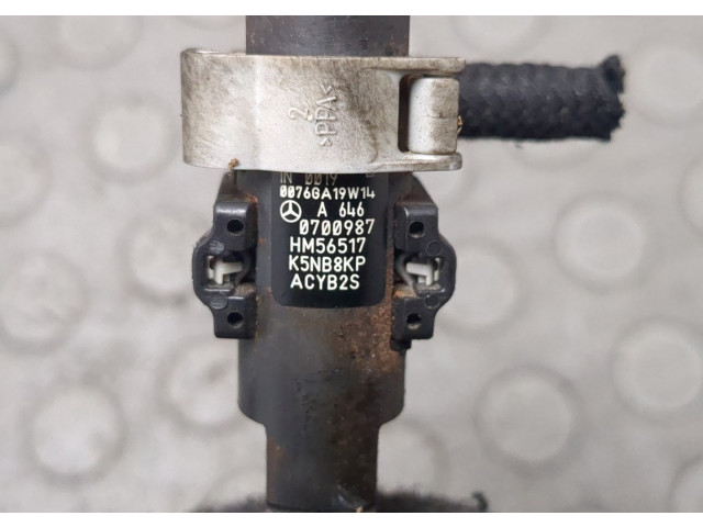 Форсунка топливная  Mercedes C W204 2006-2015    A6460700987, EJBR04201D     