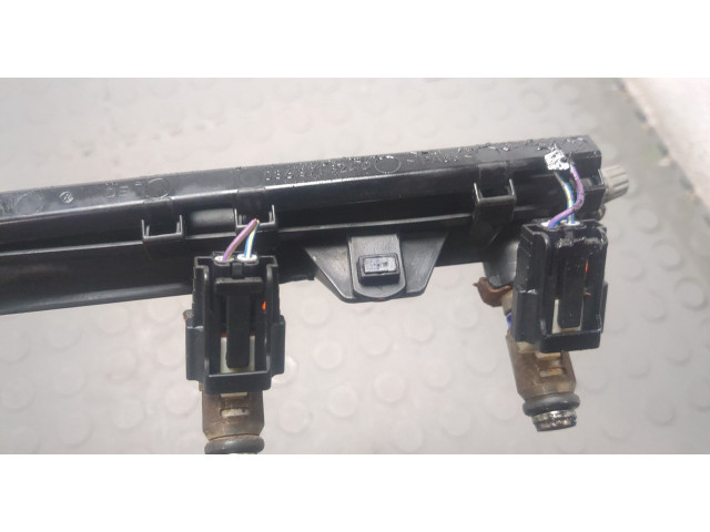 Форсунка топливная Skoda Fabia 2007-2014 036906031AH, 036133320C