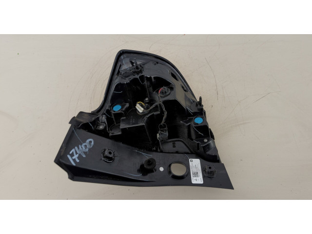 Задний фонарь          