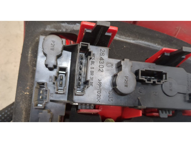 Задний фонарь 1J9945096Q