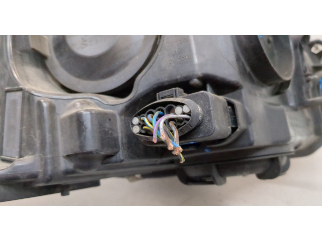 Фара передняя  Ford Focus 3 2011-2015 левая 