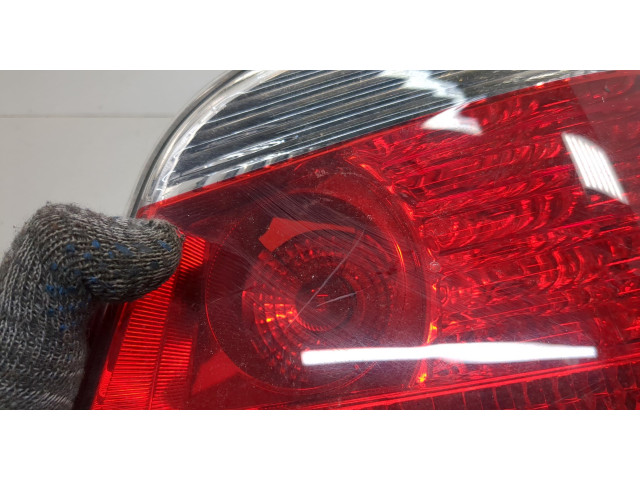 Задний фонарь