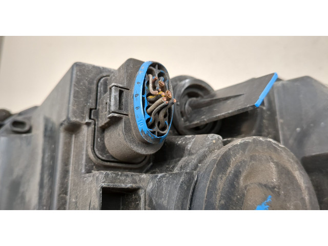 Фара передняя  Volkswagen Jetta 5 2004-2010 левая 