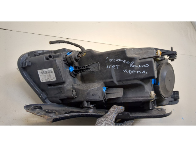 Фара передняя  Volkswagen Caddy 2004-2015 левая 