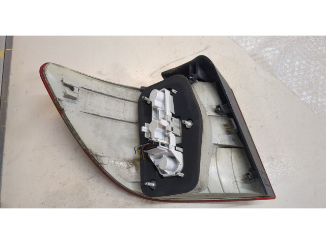 Задний фонарь          