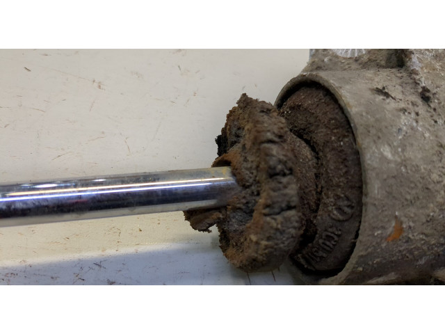 Стойка амортизатора  Skoda Octavia (A5) 2008-2013      1.9  дизель