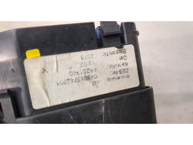 Блок предохранителей  Audi TT (8N) 1998-2006      8N0970165E   